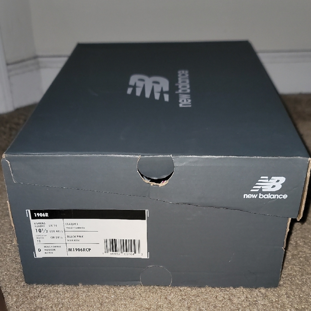 New Balance Women's Sneakers - Black With Rainbow Accents